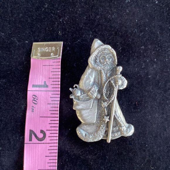 Vintage Camco Pewter Christmas Santa Brooch - Picture 6 of 7